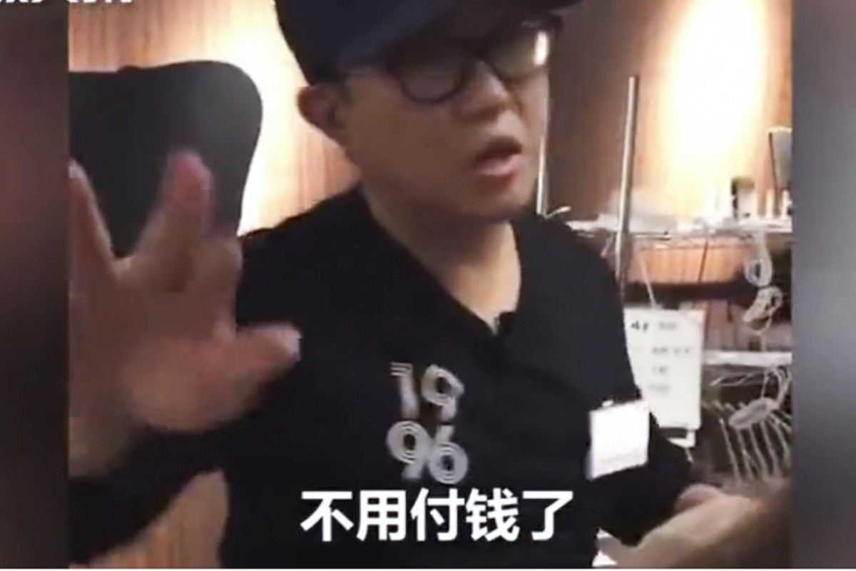 Please Just Go Thumbs Down After Chinese Tourists Asked To - 