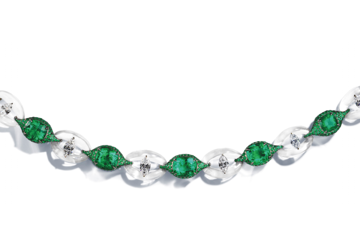 High jewellery with rock crystals makes 