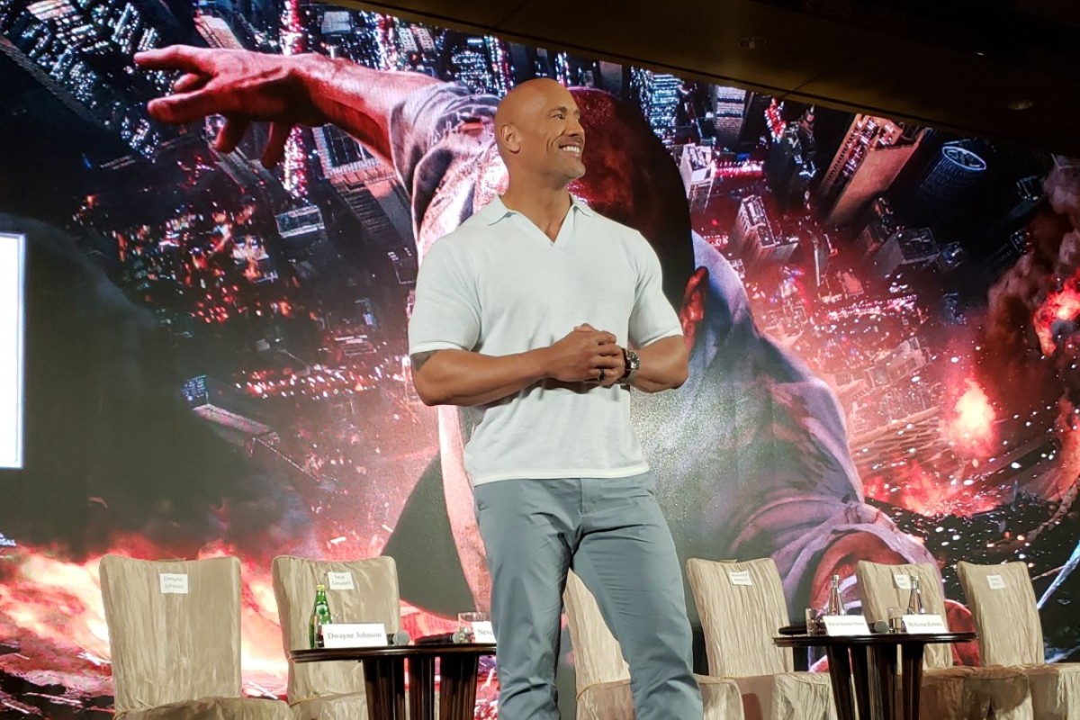 Dwayne The Rock Johnson And Skyscraper Cast In Hong Kong Skyscraper Pelicula Completa En Español Latino Pelisplus
