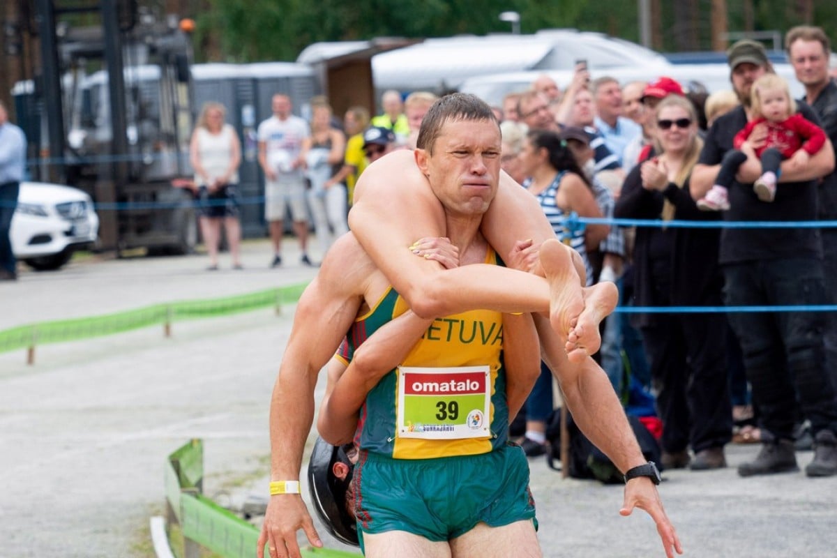 wife carrying