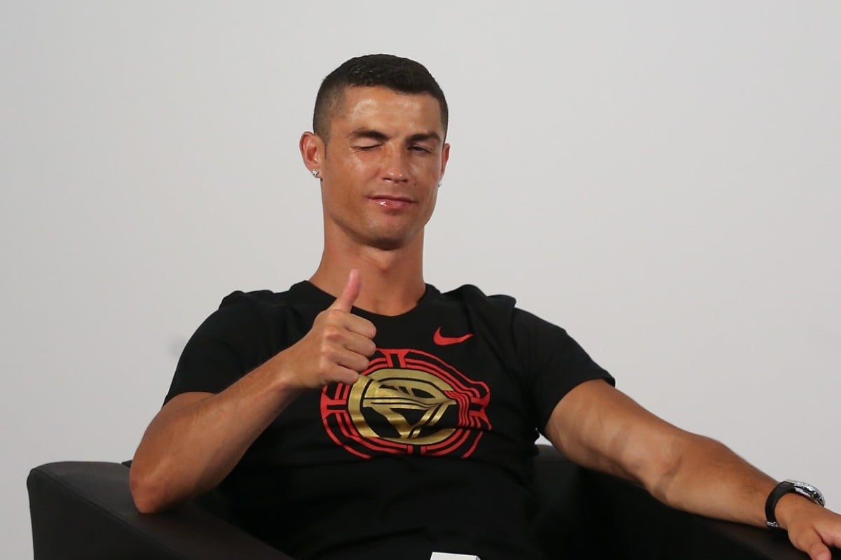 honor 23 sneaker store