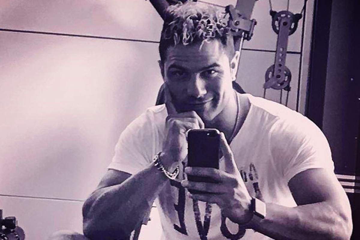 Cristiano Ronaldo Lookalike Gianfranco Sanguinetti Has Fans Seeing Double As Juventus Star Enjoys First Day Of Training South China Morning Post