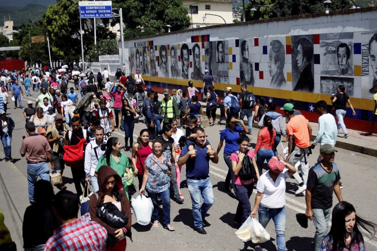 Want A Passport Venezuela Tells Citizens To Pay For Travel