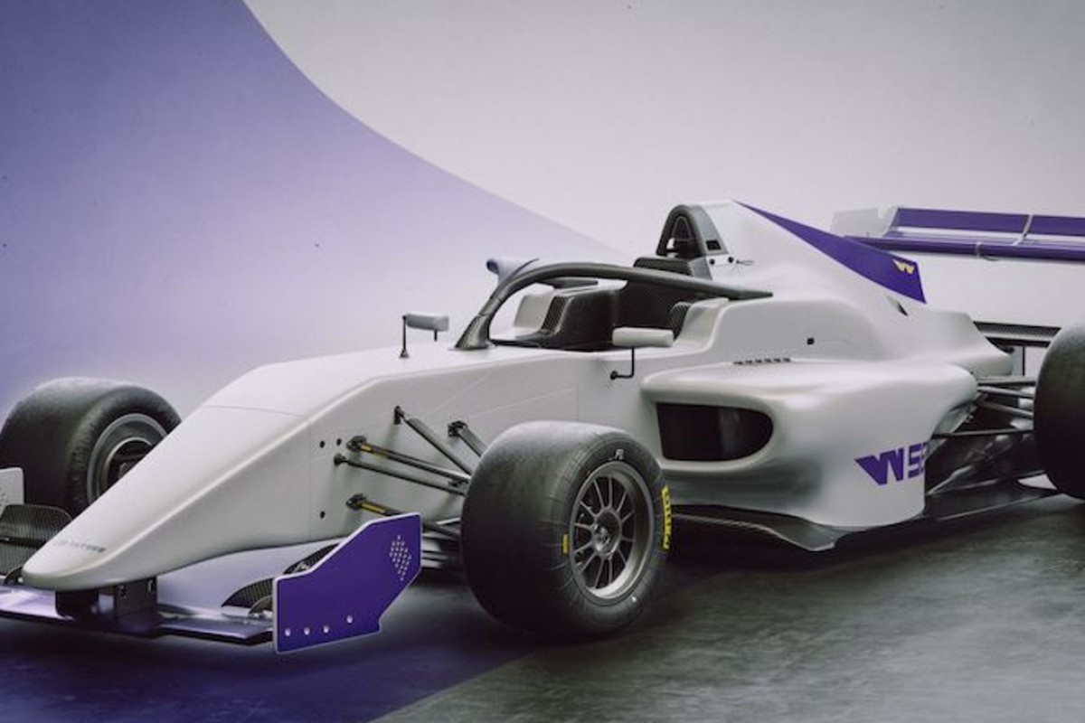 hot wheels race spin storm