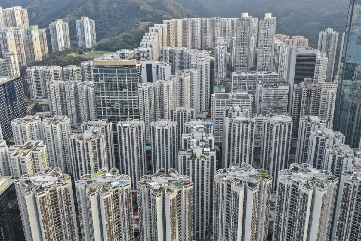 Hong Kong Home Prices Fall 2 4 Per Cent In October Marking
