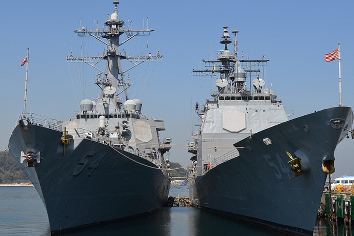 The USS Curtis Wilbur (left) and the USS Antietam – ships of different classes with the same pennant number – sailed the Taiwan Strait in October. Photo: US Navy
