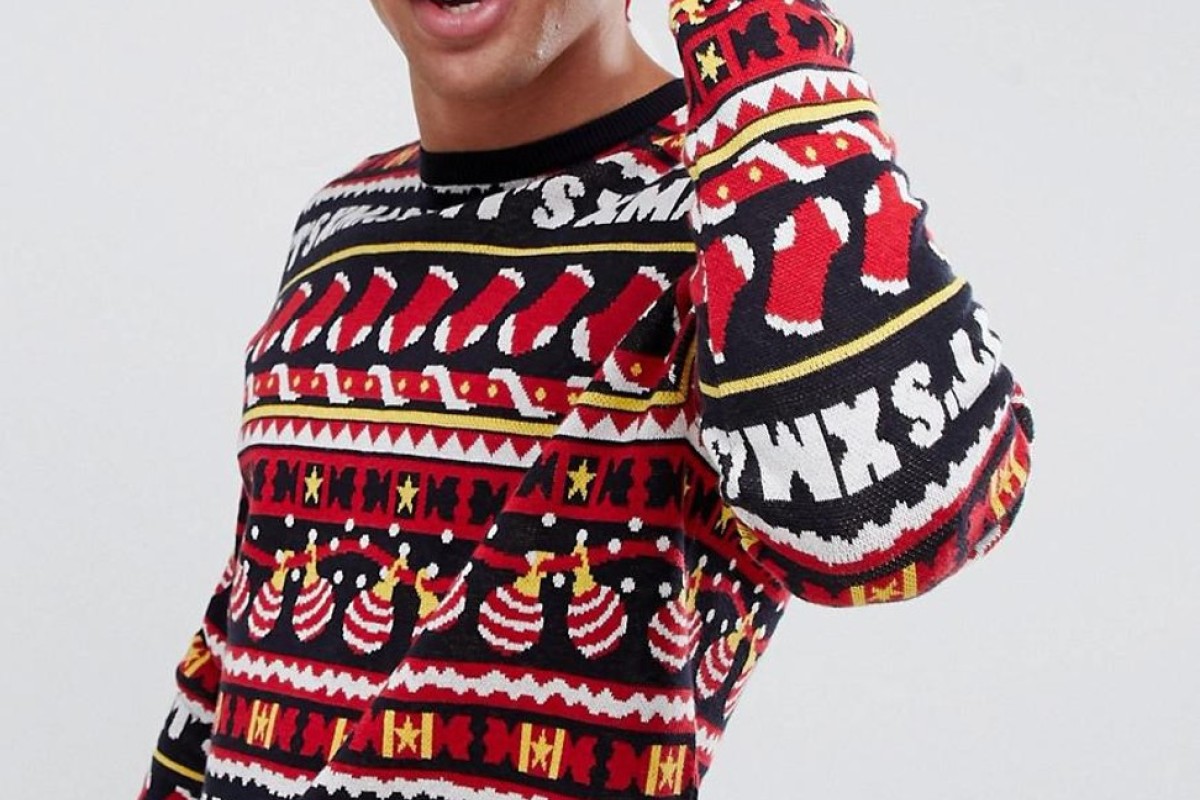 mark darcy christmas sweater