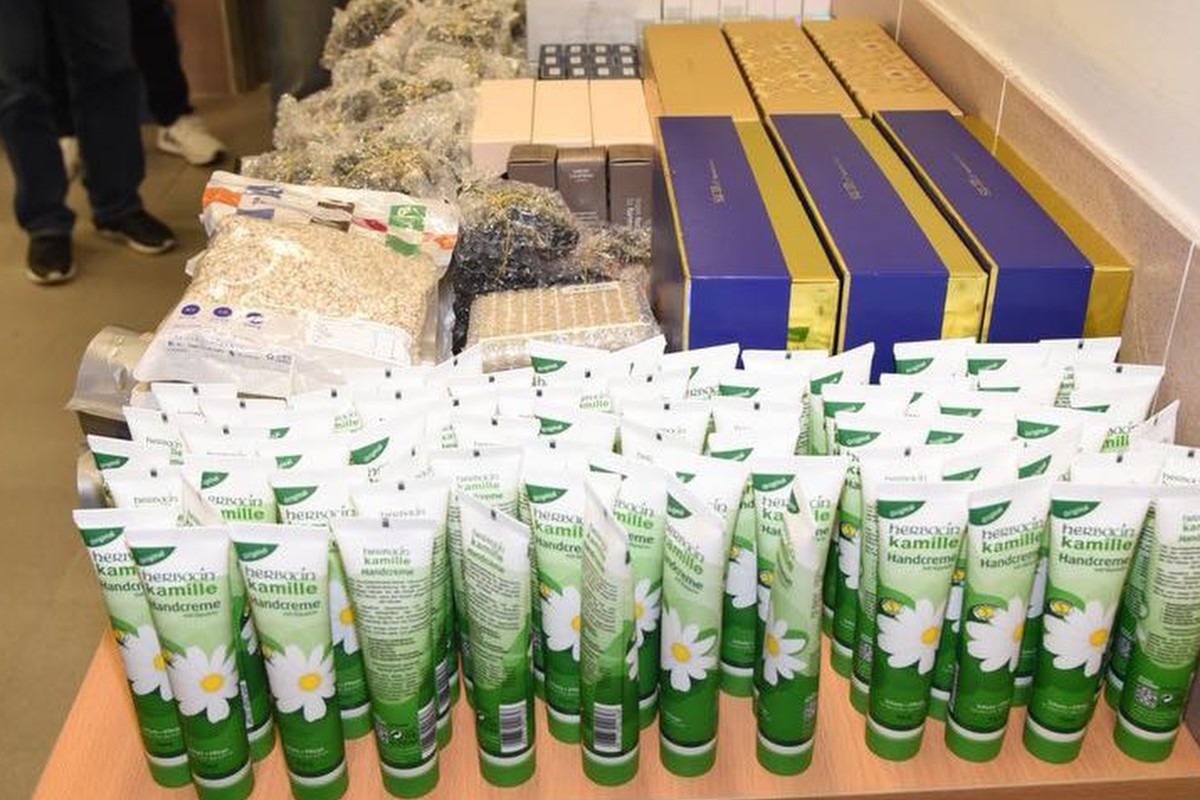 Nine Parallel Traders Arrested With Hk160000 Worth Of - 