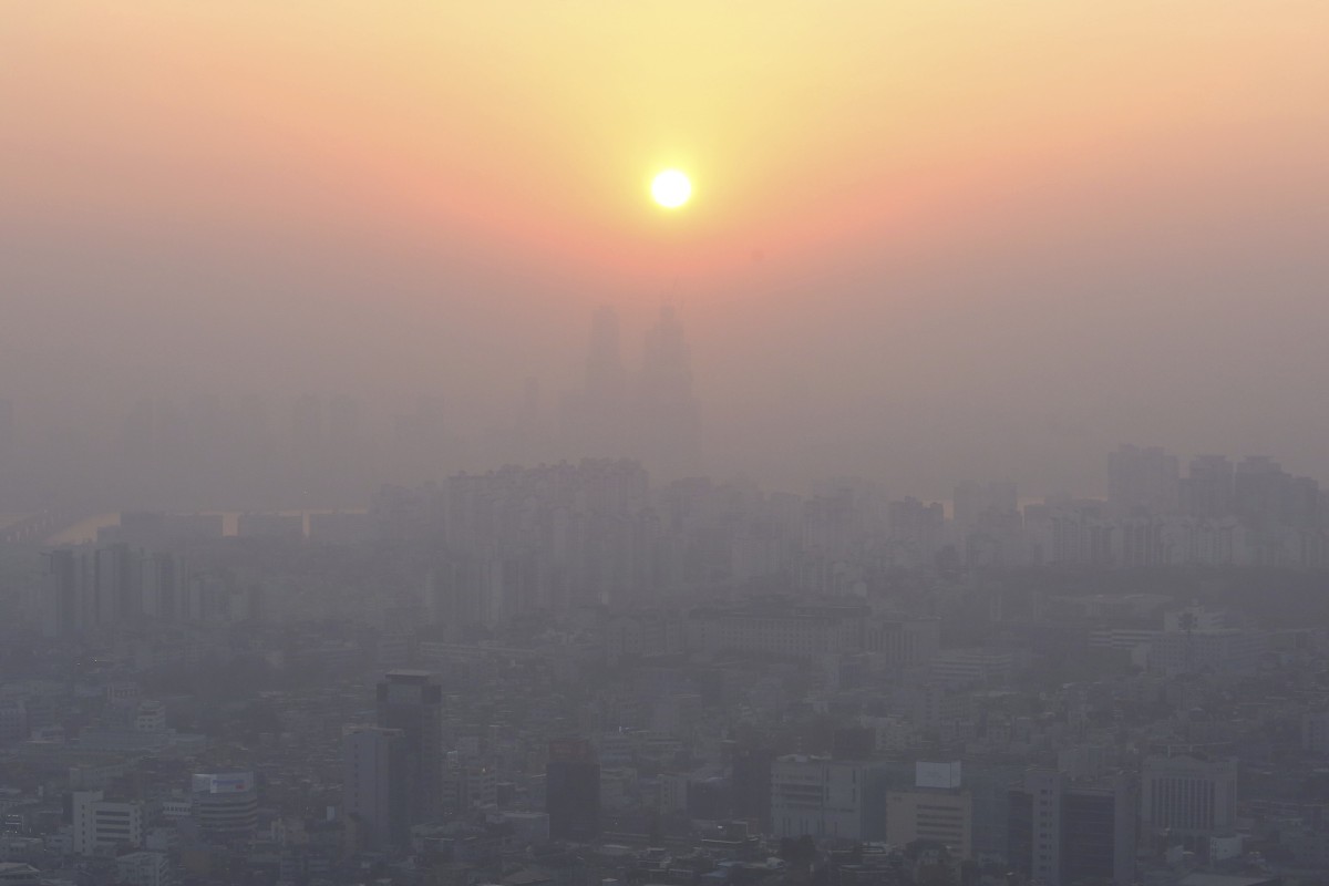 South Korea in airborne fight against pollution it blames on China