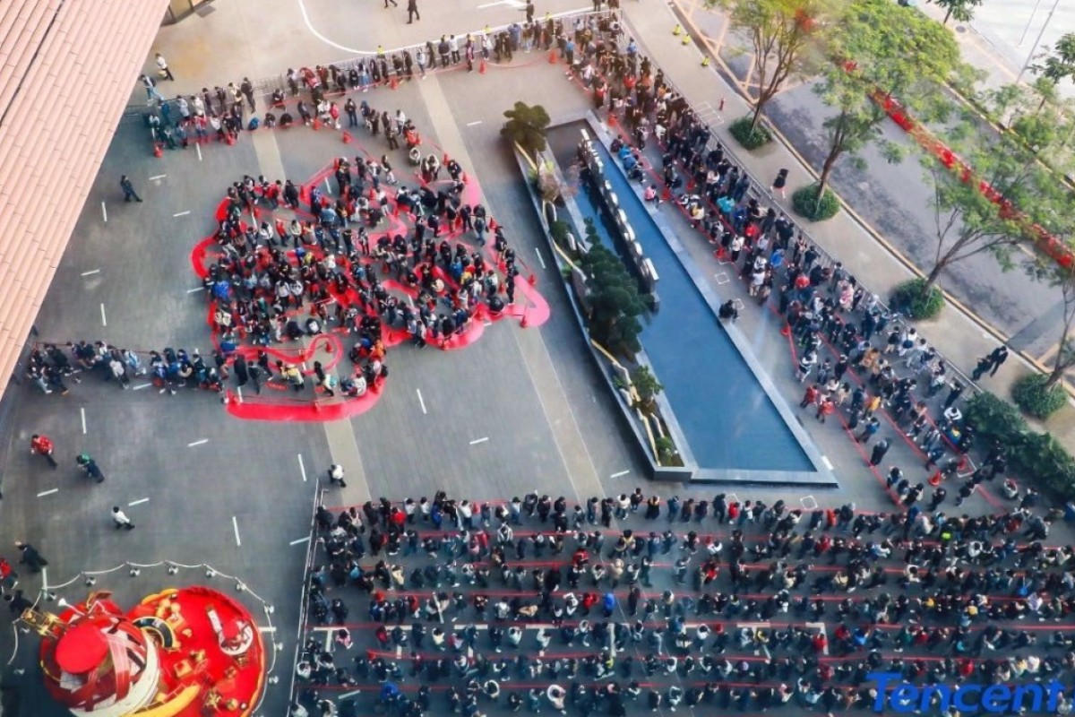 Would You Wait In Line For More Than 12 Hours To Get A Red - 