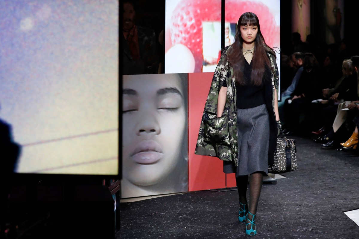 Paris Fashion Week Joel Edgerton And Chloe Sevigny Provide Touch