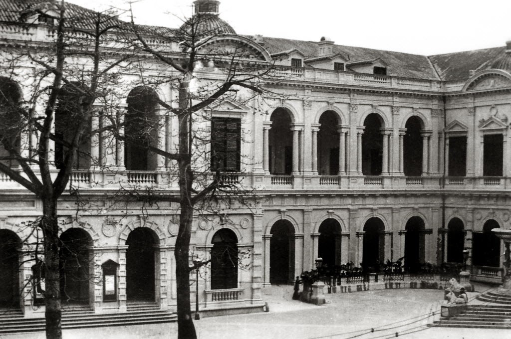 The city hall was home to Hong Kong’s first public library. (Picture: Tim Ko)