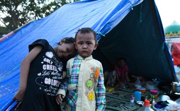 Buildings too close to the water that collapsed as giant waves hit Palu and elsewhere in central Sulawesi plainly show that lessons have still not been learned. Photo: AFP