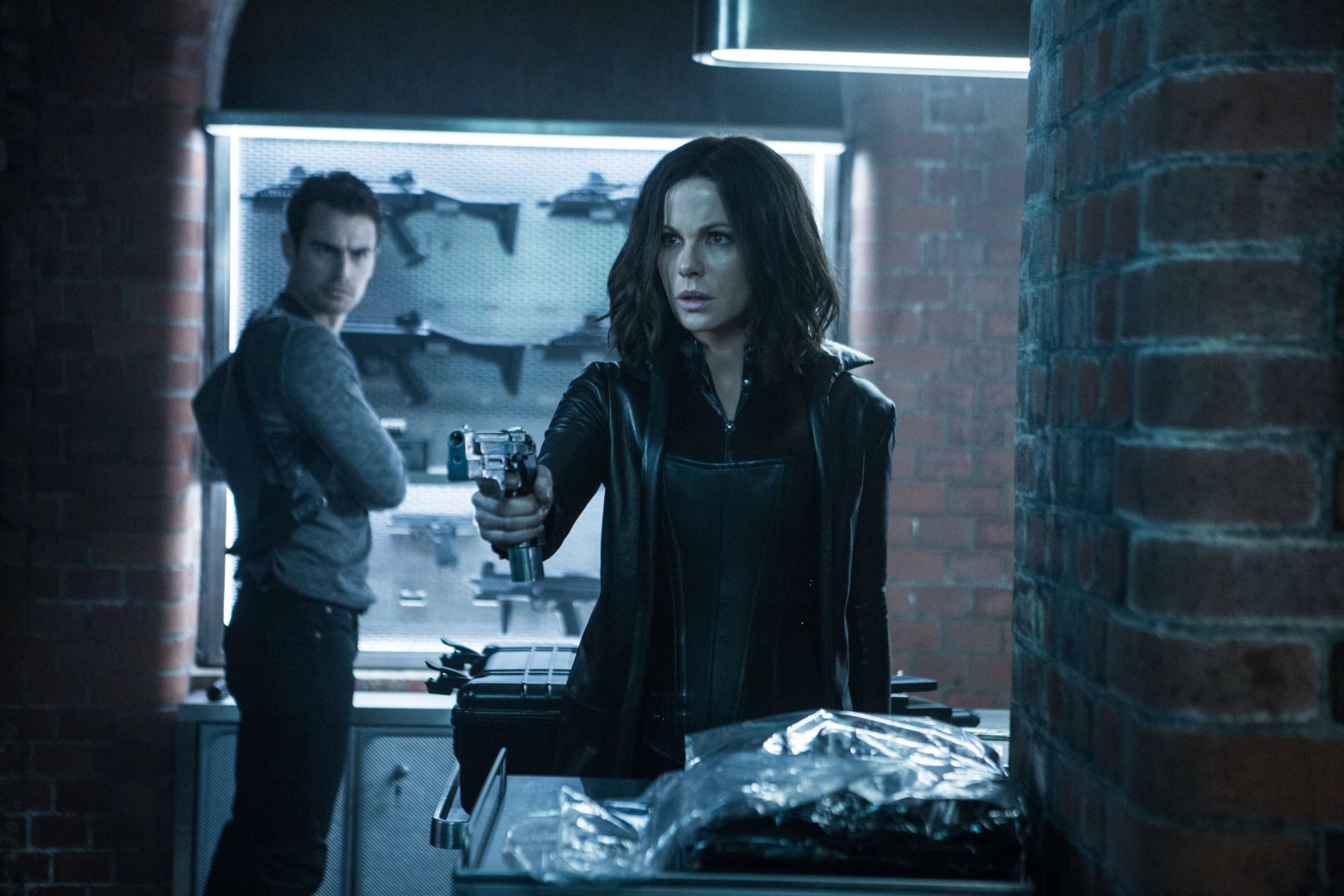 Film Review Underworld Blood Wars Needs A New Lease Of