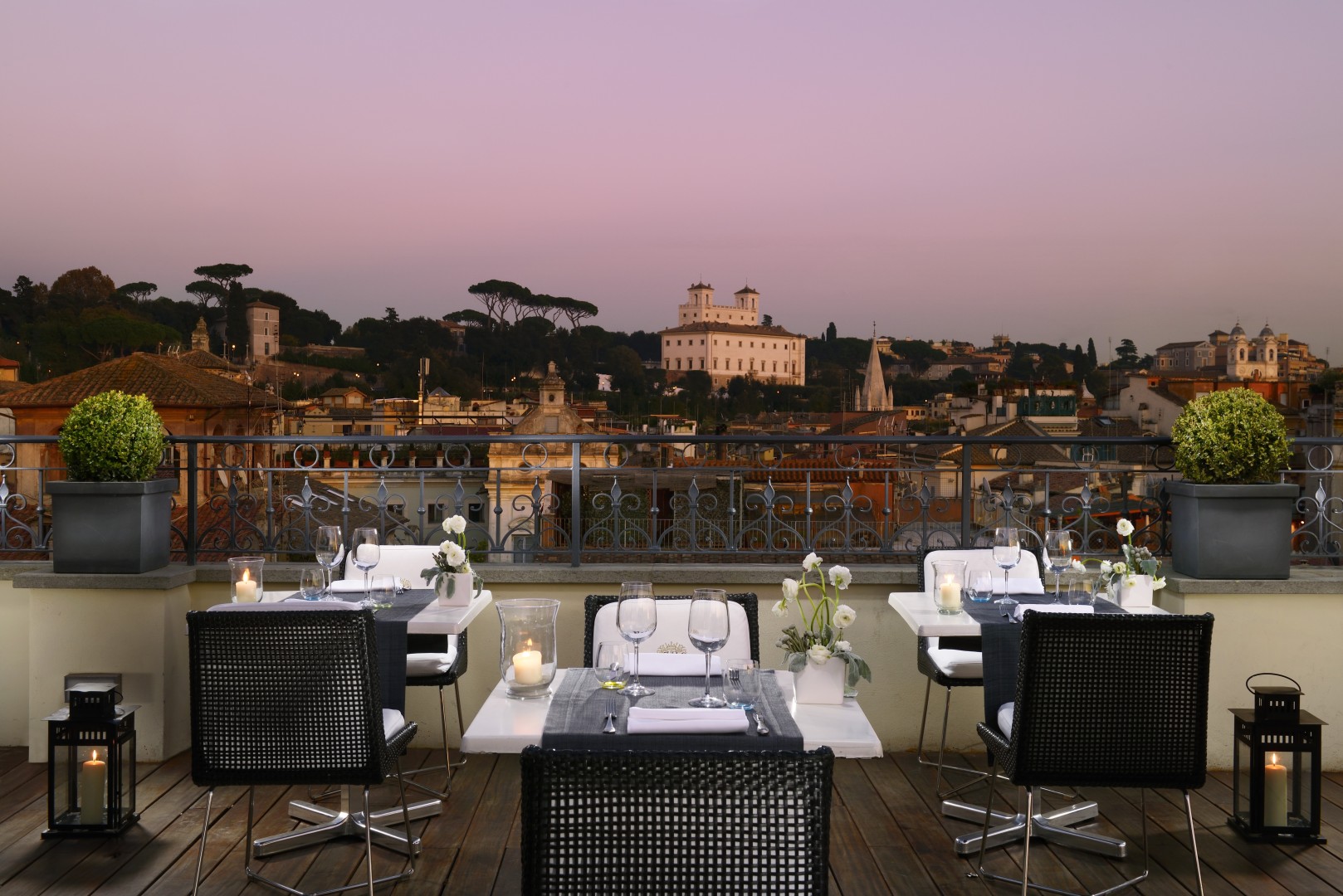 Amazing Art Filled Hotel In Rome It S Like Staying In A