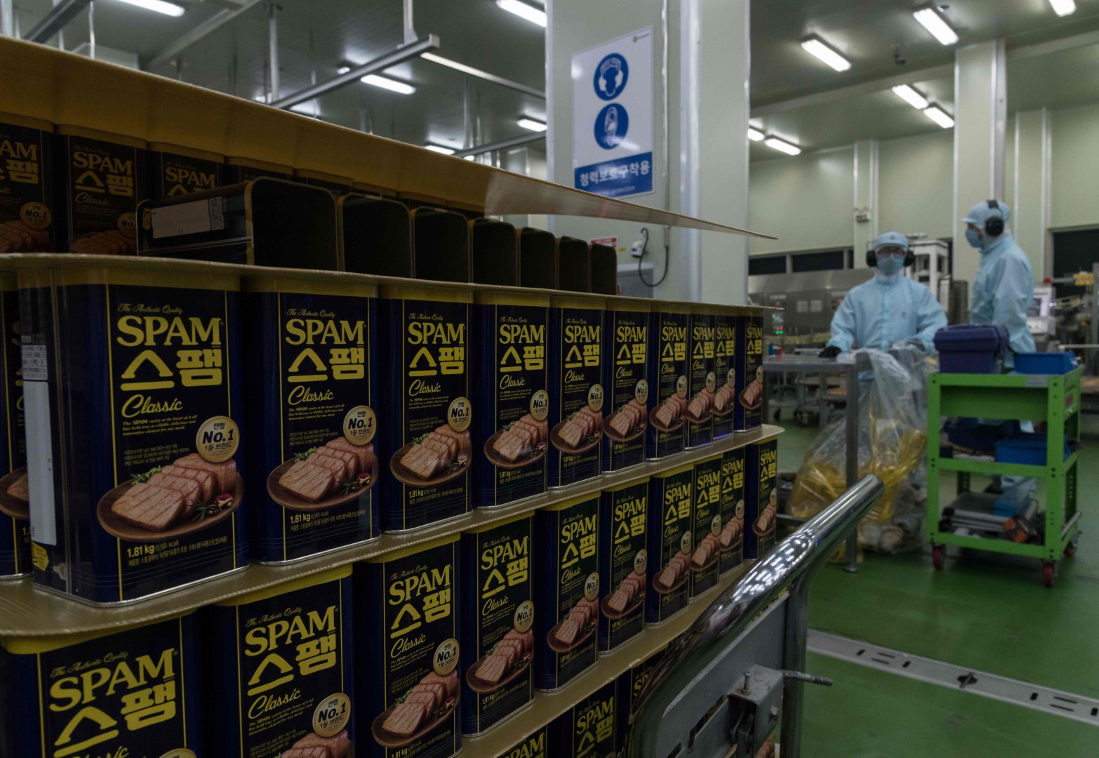 The Town That Gave World Spam Is Proud >> Why Cans Of Spam Are A Popular Gift For Chuseok The Korean The Town That Gave World Spam Is Proud >> Why Cans Of Spam Are A Popular Gift For Chuseok The Korean