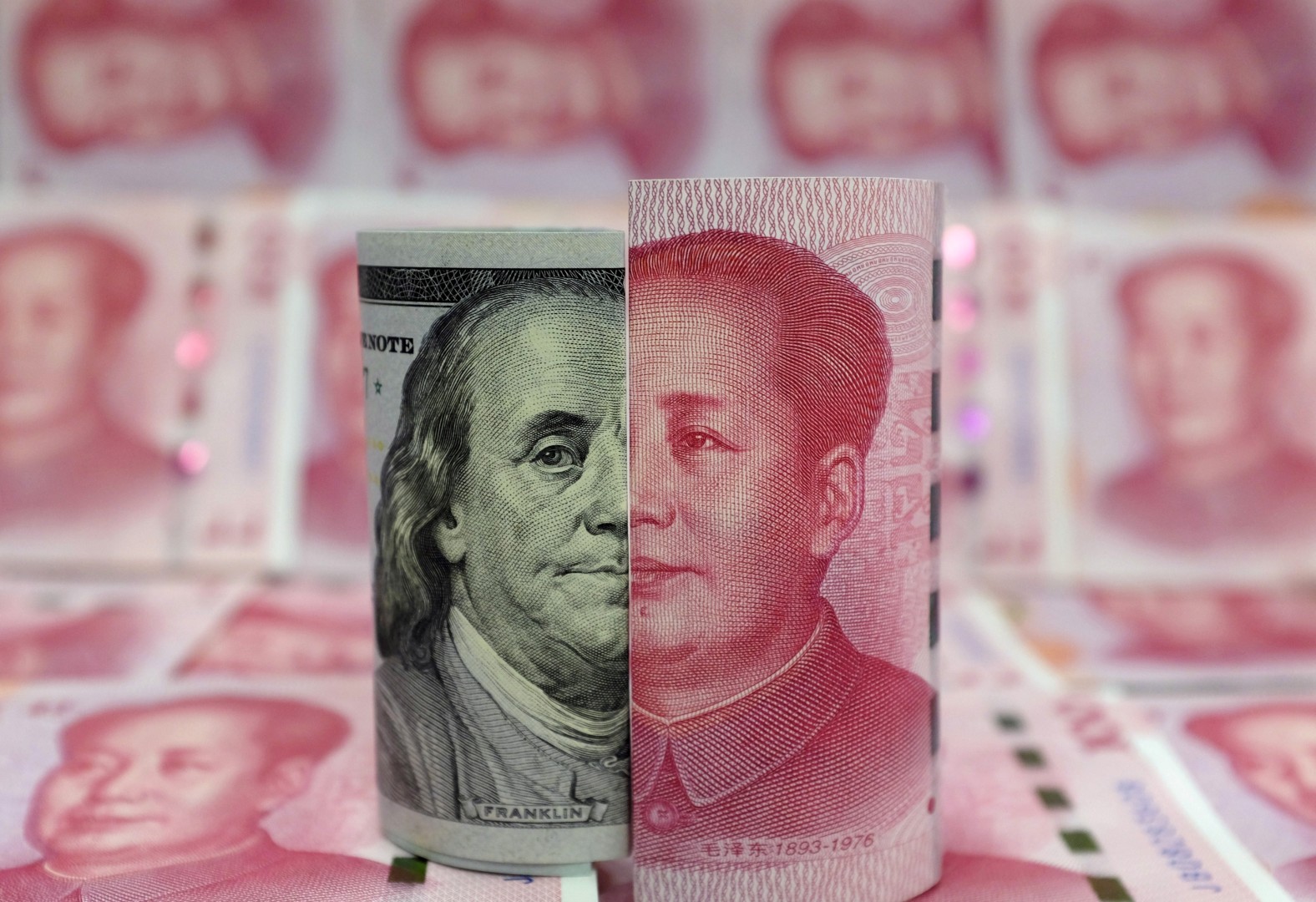 Currency reserves how it works