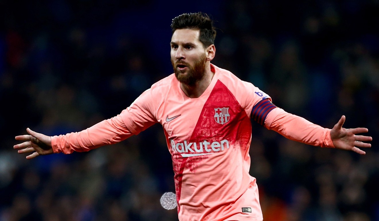 messi in pink jersey
