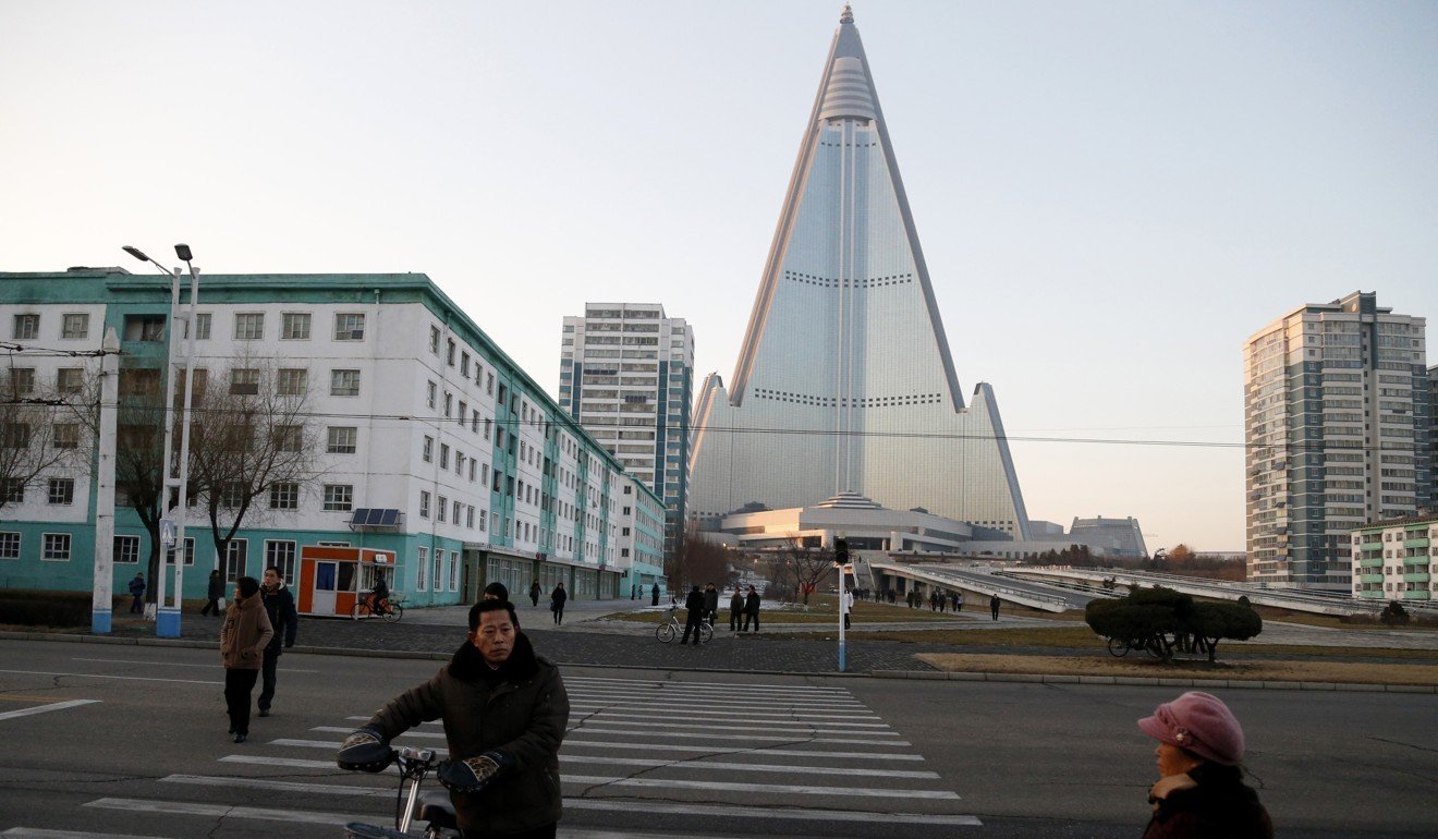 Ryugyong The World S Tallest Empty Hotel Dazzles North