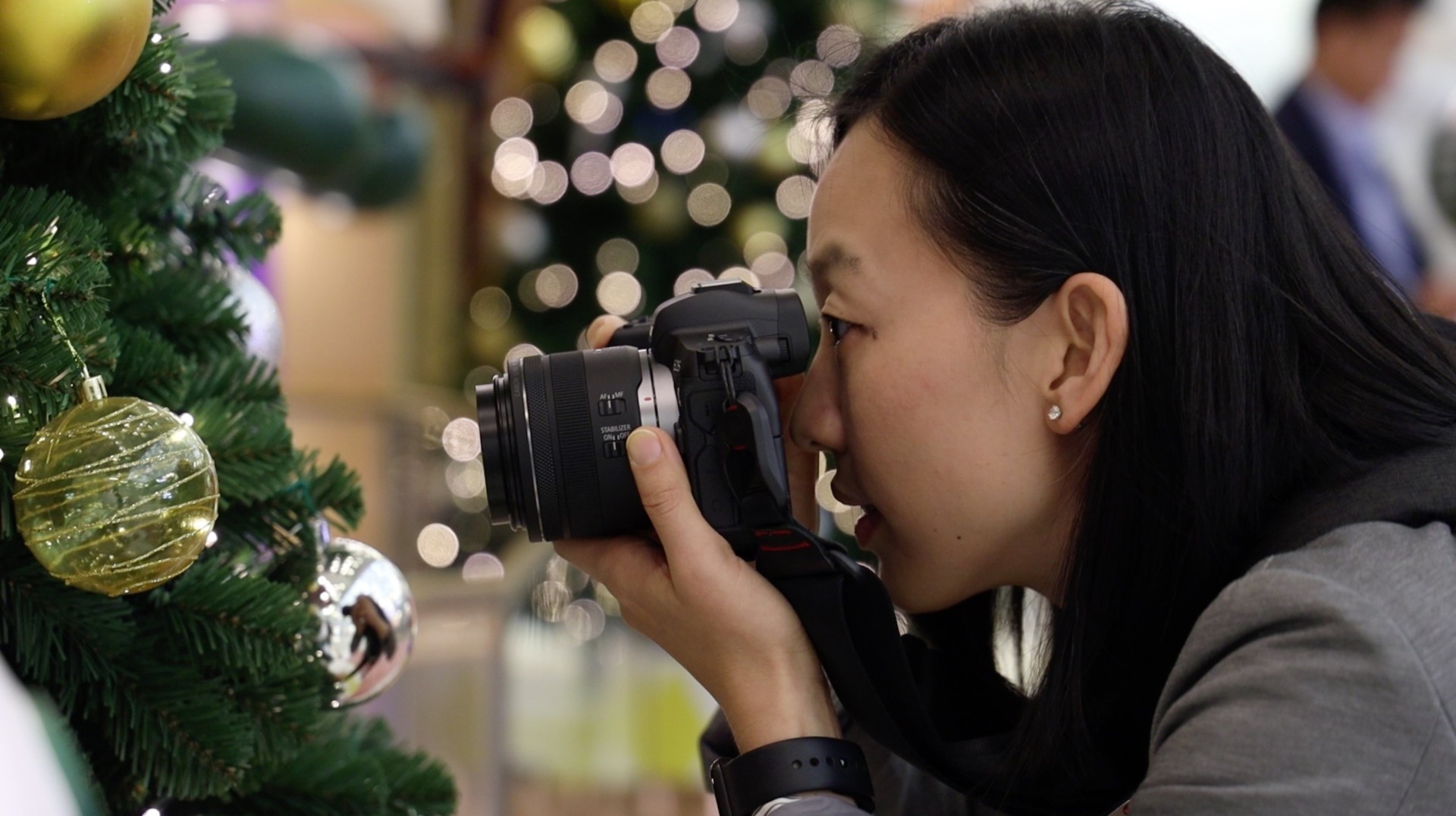 we review the canon eos rf 35mm f 1 8