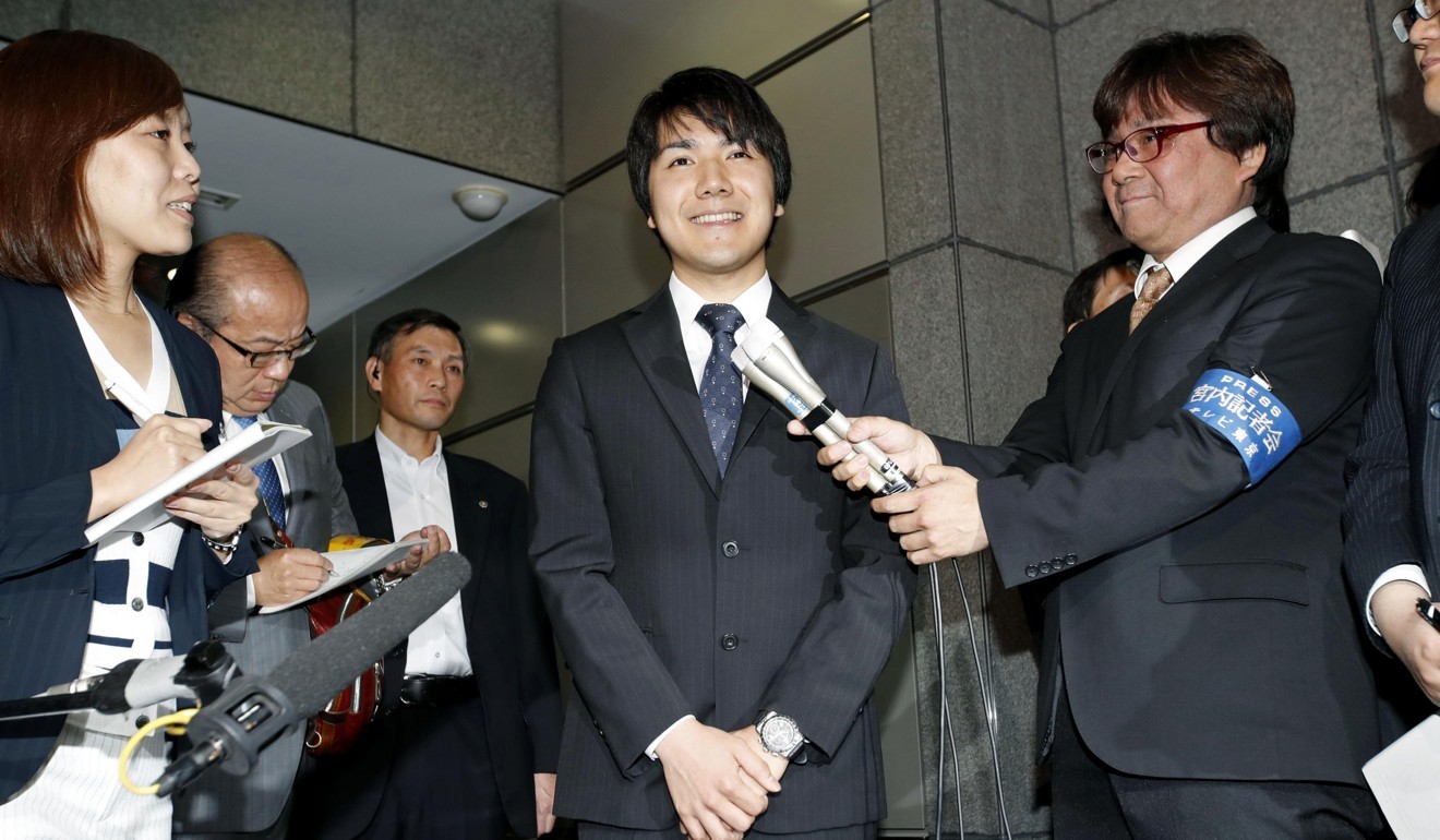 Royal Marriage Roadblock Lifted Kei Komuro Fiance Of Japanese Princess Mako Has Resolved Financial Woes South China Morning Post Crown prince akishino said friday he does not know whether the marriage between his daughter, princess mako, and her boyfriend, kei komuro, will take place, with the plan still pending following reports that komuro's family is involved in a financial dispute. japanese princess mako