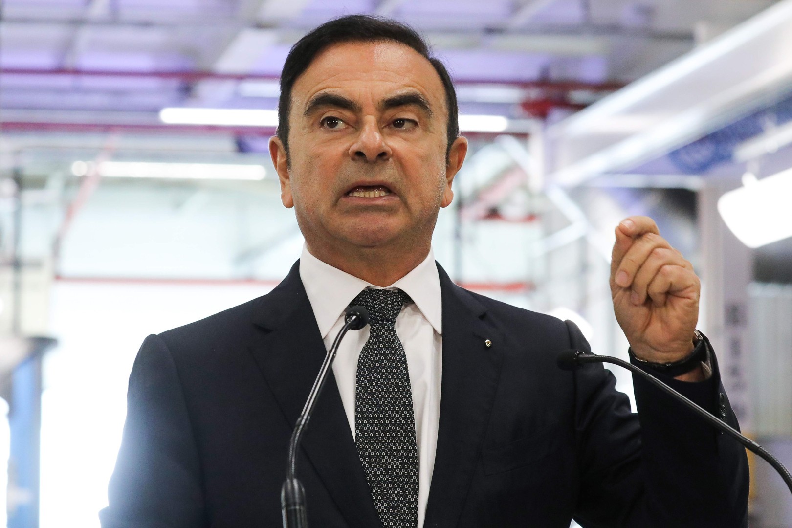 Emmanuel Macron Criticises Former Nissan Boss Carlos Ghosn S Jail Time Telling Shinzo Abe It S Too Long Too Hard South China Morning Post