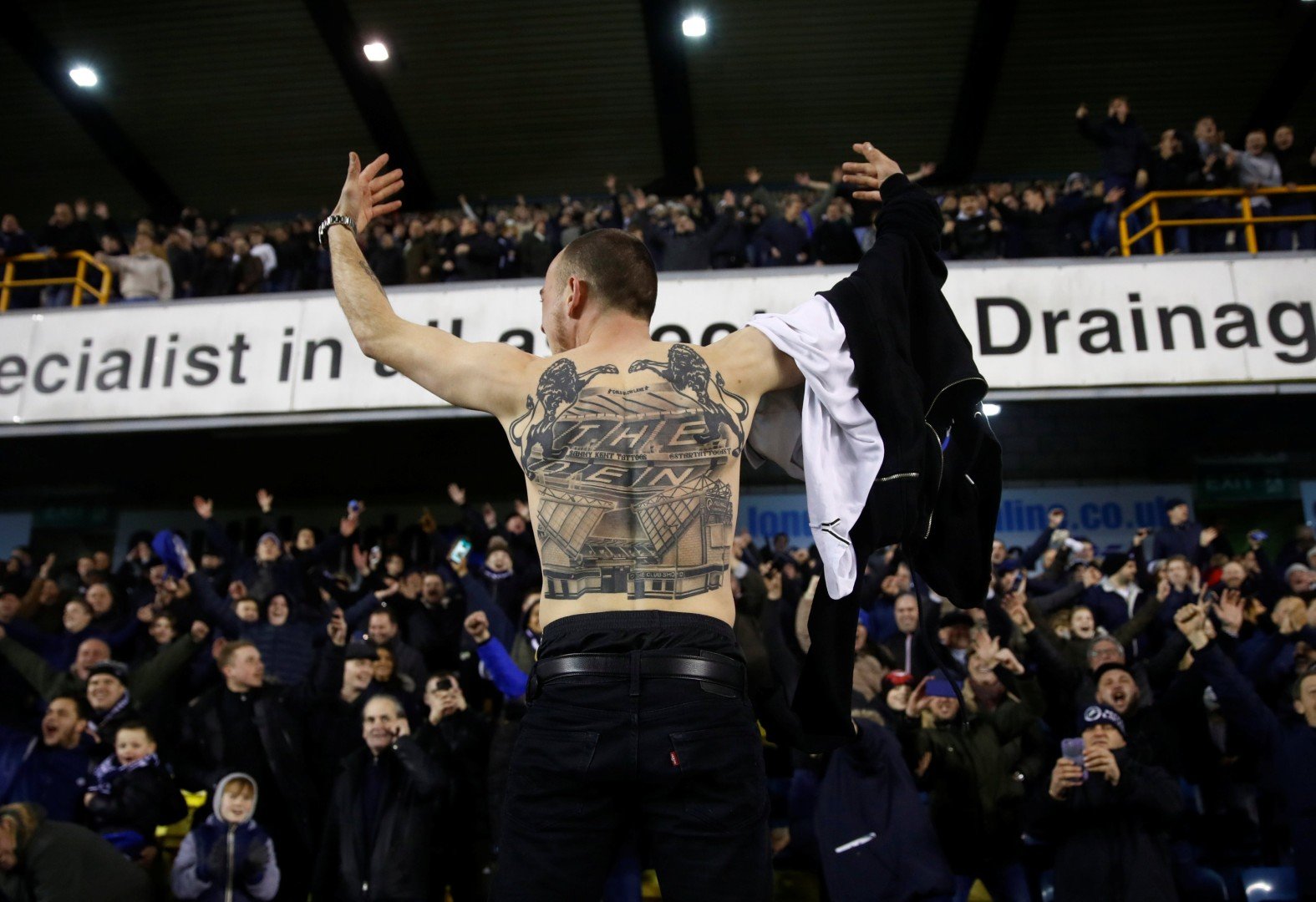 Millwall and Everton supporters fighting show football violence has died down, but not died out – and it's driven by 'hoolifans' | South China Morning Post
