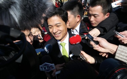 Baidu founder Robin Li Yanhong speaks to reporters at the Great Hall of the People about his plans to develop artificial intelligence. Photo: Simon Song