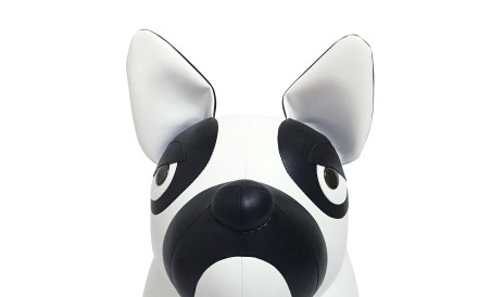 Zuny. This lovely handcrafted giant French bulldog, with a monochrome design and stubby legs, is 72cm tall and handcrafted in white and black synthetic leather, HK5,300