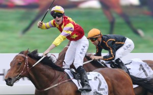 Tommy Berry, who won the 2014 Hong Kong Derby on Designs On Rome, is one of three overseas-based riders to have flown in from abroad to win the Derby in the last decade. He partners Helene Paragon on Sunday. Photo: Kenneth Chan