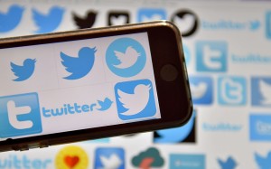 Horse racing and Twitter sem a perfect match but the social media platform brings some strange individuals together. Photo: AFP PHOTO / LOIC VENANCE