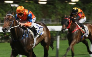 Best Step scoots away from rivals under Zac Purton last season at Happy Valley. Photos: Kenneth Chan.