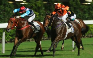 Derek Leung and Phantom Falcon (left) get edged out by Zac Purton and Smart Boy last start. Photos: Kenneth Chan