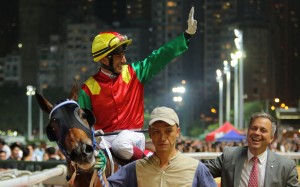 Olivier Doleuze celebrates his first winner of the season after saluting aboard Jumbo Happiness. Photos: Kenneth Chan