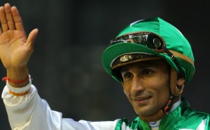 Karis Teetan rides Lim’s Magic in the Singapore Gold Cup on Sunday. Photos: Kenneth Chan