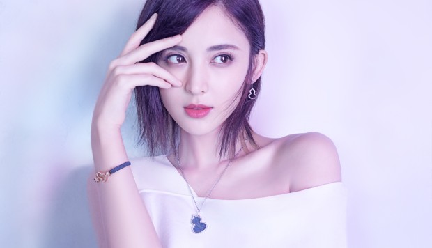 Qeelin dares you to wear denim jewellery