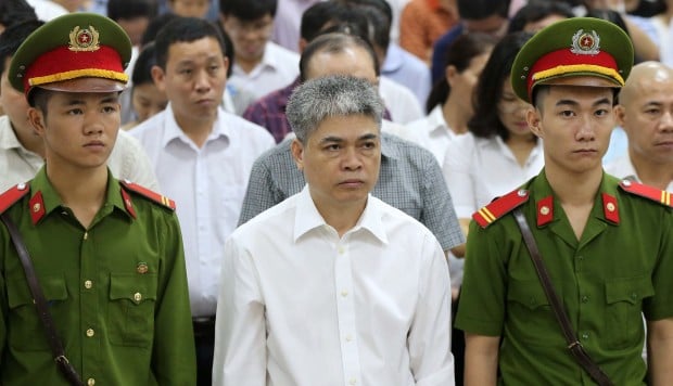 Vietnamese banker sentenced to death for fraud that exposed corruption