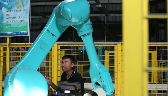 Foxconn hits bumps in road to full automation