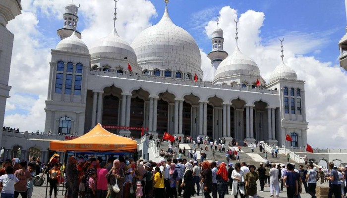 China officials need to show sensitivity in dealing with places of worship  | South China Morning Post