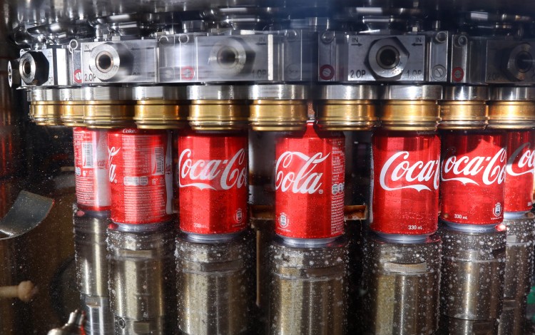 To Reduce Plastic Use, Swire Coca-Cola Hong Kong To Produce More Cans And Glass Bottles Under HK$150 Million Plan