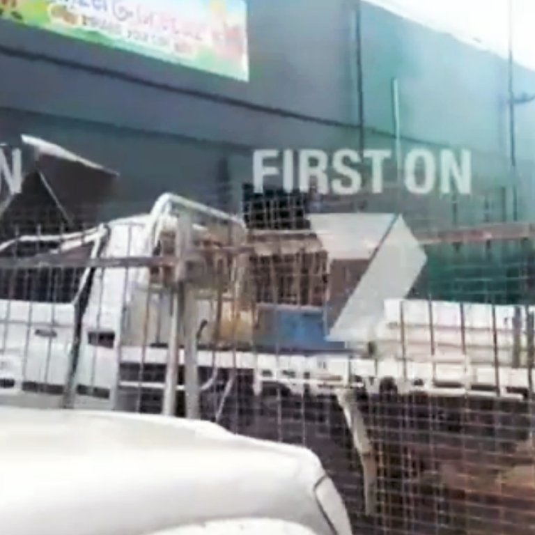 18 wounded after gasbottle explosion when car crashes into Australian