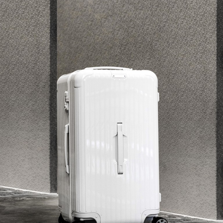 rimowa trunk plus review