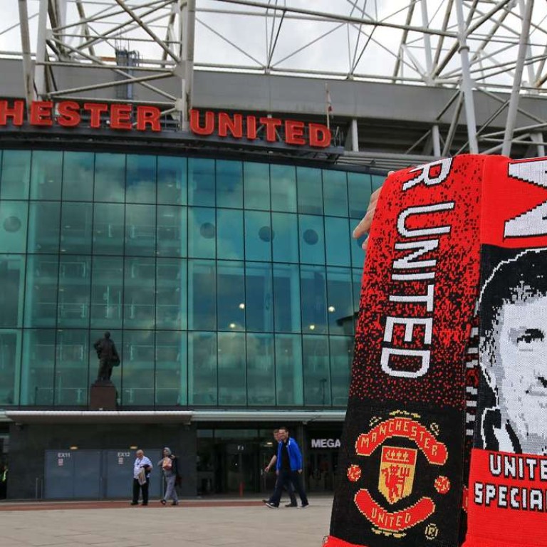 Bygones For Special One Jose Mourinho Makes Peace With Manchester United Icon Sir Bobby Charlton On Training Ground Visit South China Morning Post