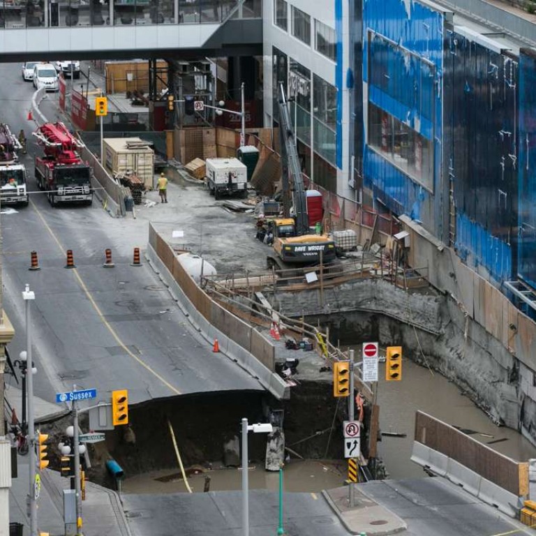 Huge Sinkhole Opens In Downtown Ottawa Forcing Evacuation Of Mall