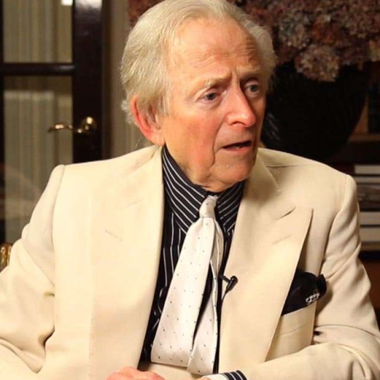Tom Wolfe Tries To Throw Noam Chomsky On The Bonfire South China