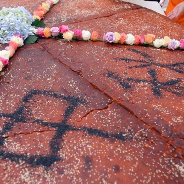 Chinese City S Record 2 4 Metre Wide Mid Autumn Festival Mooncake Cut Down To Size For Hungry Fans South China Morning Post