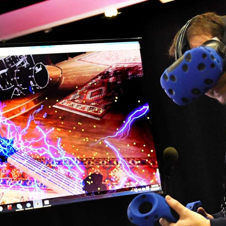 Smartphone generation of artists create music in virtual reality and