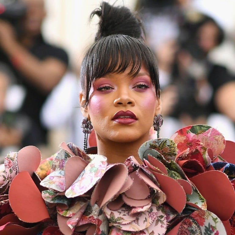 rihanna met gala comme des garcons