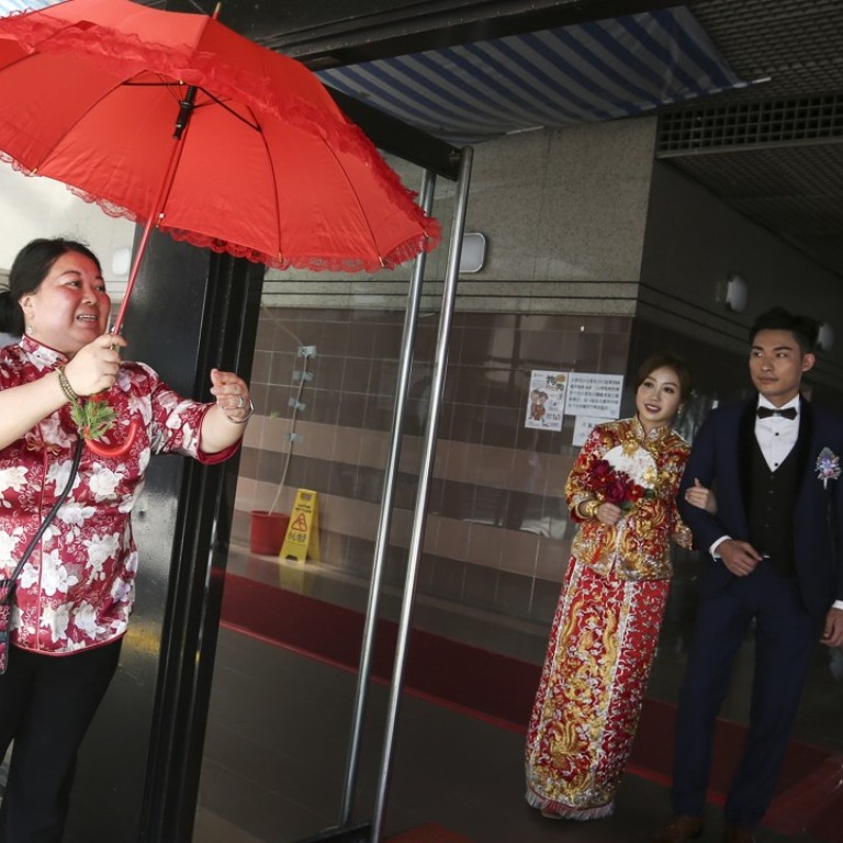 Why Hong Kong Couples Opt For A Chinese Wedding Chaperone South