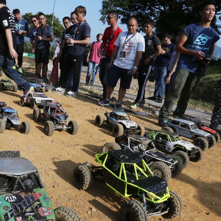 off road toy car racing